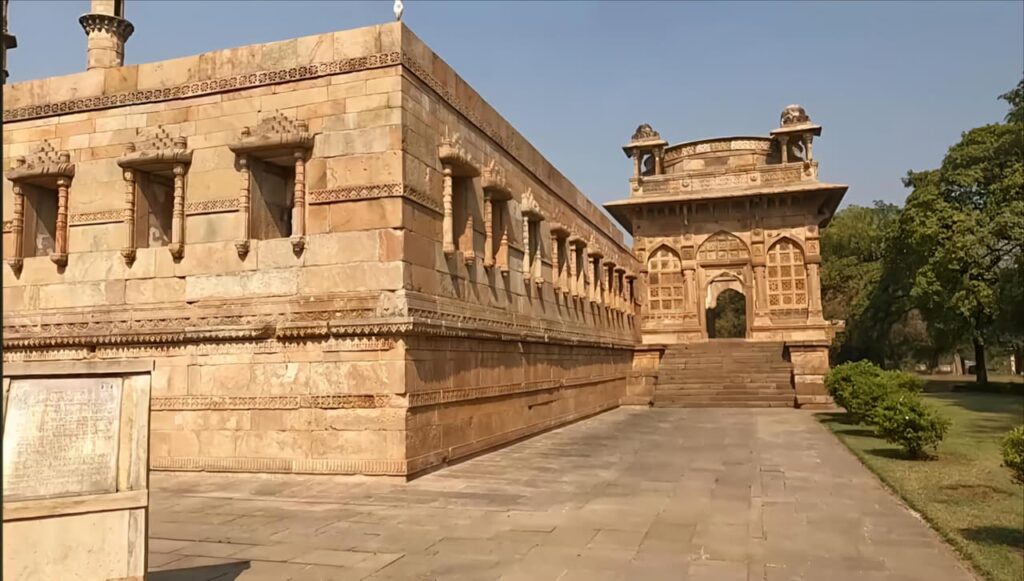 ચાંપાનેર-પાવાગઢ